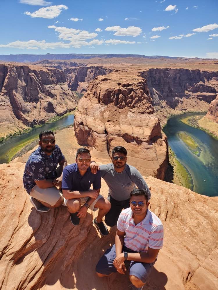 Reunion in grand canyon