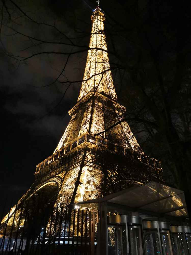 Two Days In Paris