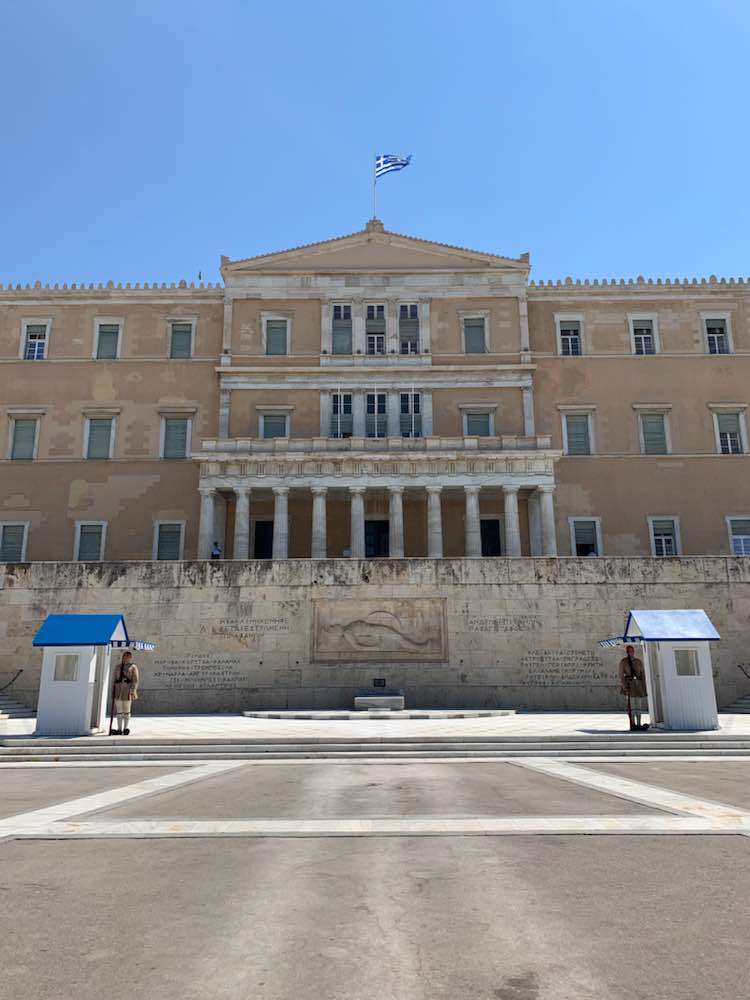 Athina, Place Syntagma