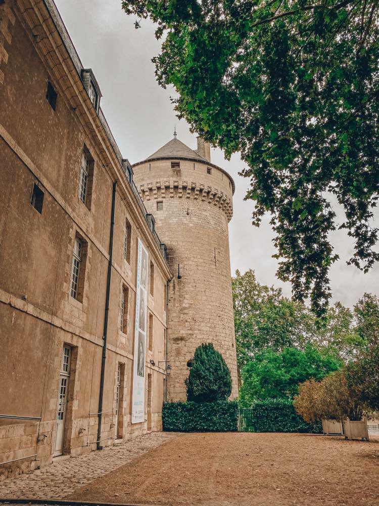 Tours, Château de Tours