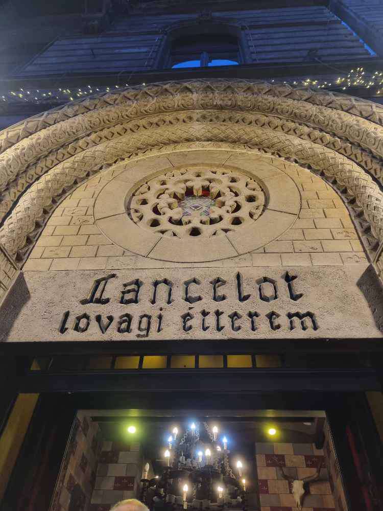Budapest, Sir Lancelot Medieval Restaurant