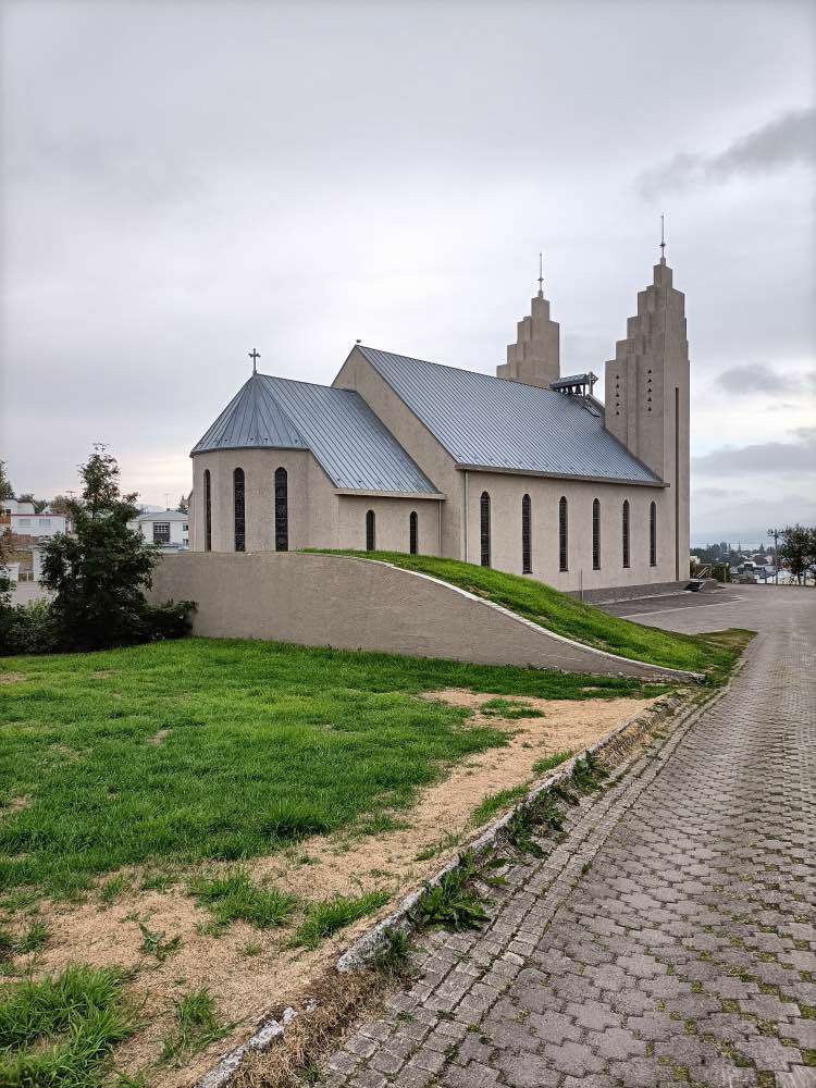 Akureyri, Akureyrarkirkja