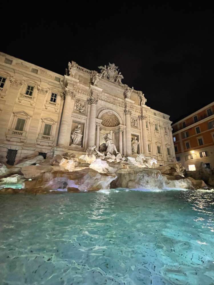 Rome , Trevi Fountain