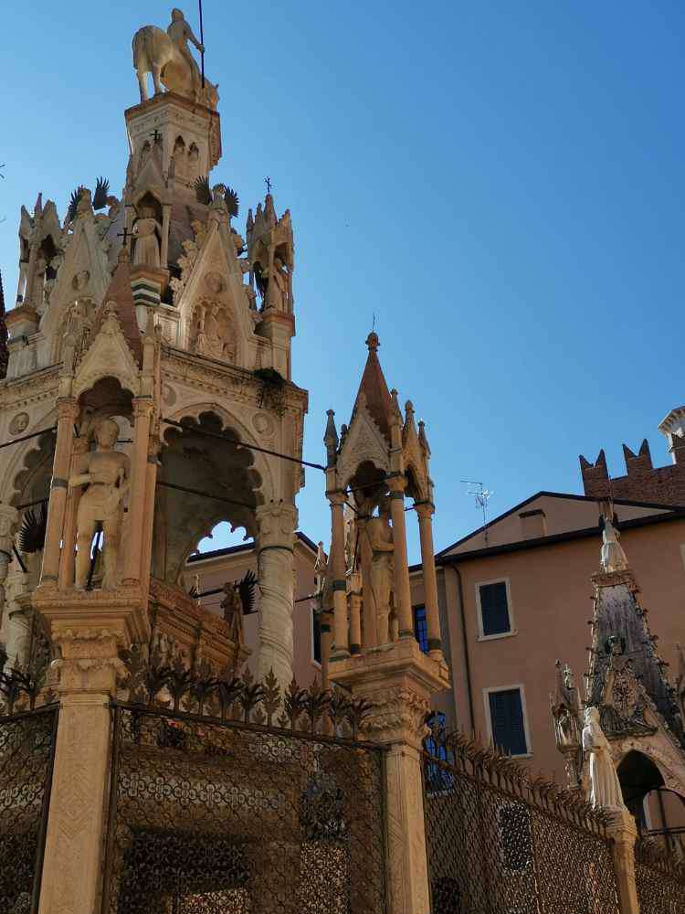 Verona, Scaliger Tombs