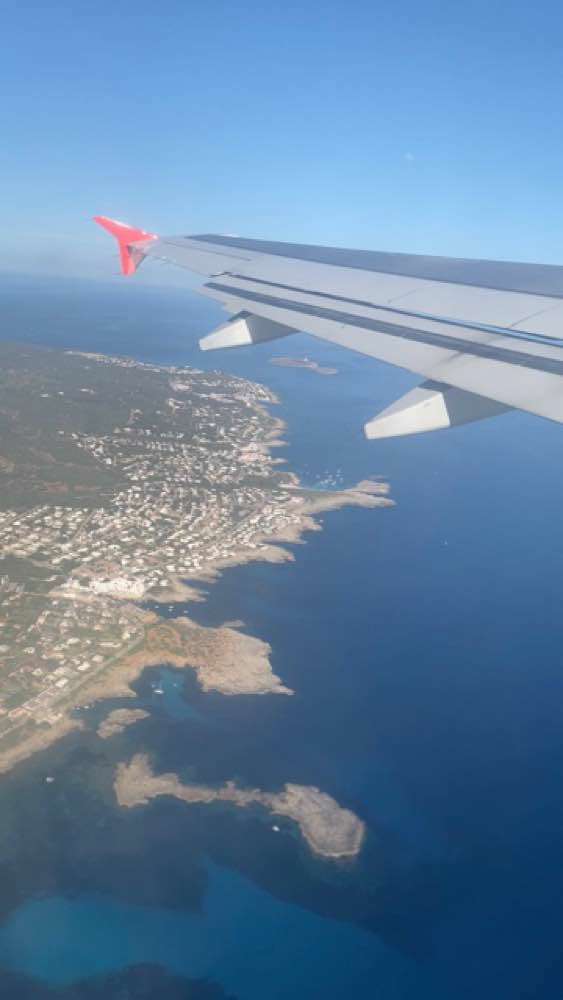 Menorca, Menorcas flygplats