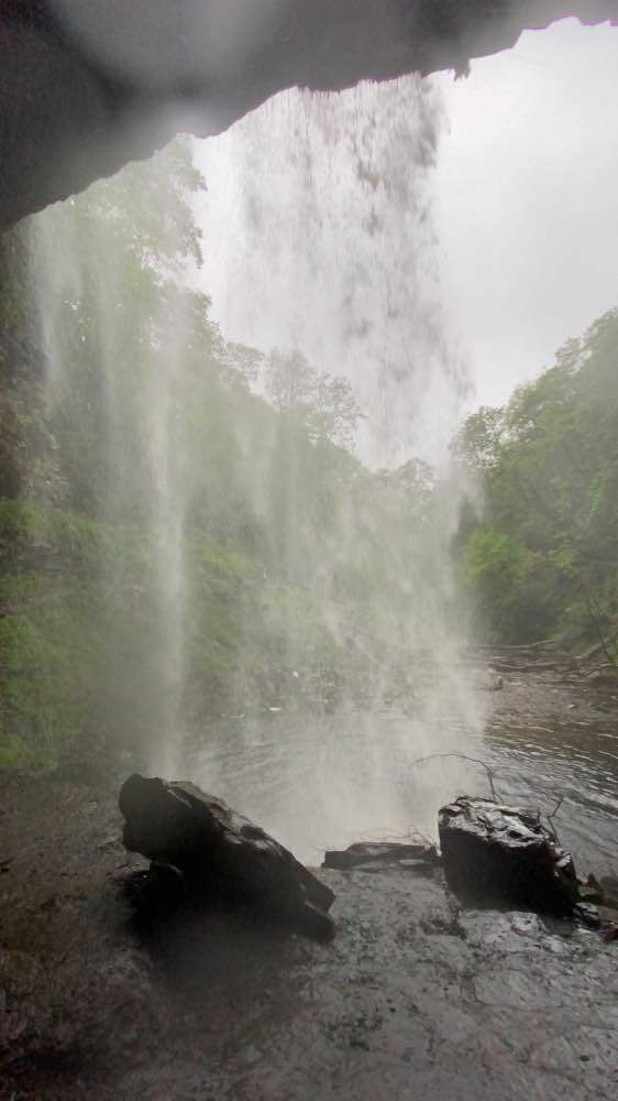 Coelbren, Henrhyd Waterfalls