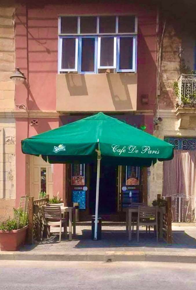 Marsaxlokk, Cafe De Paris