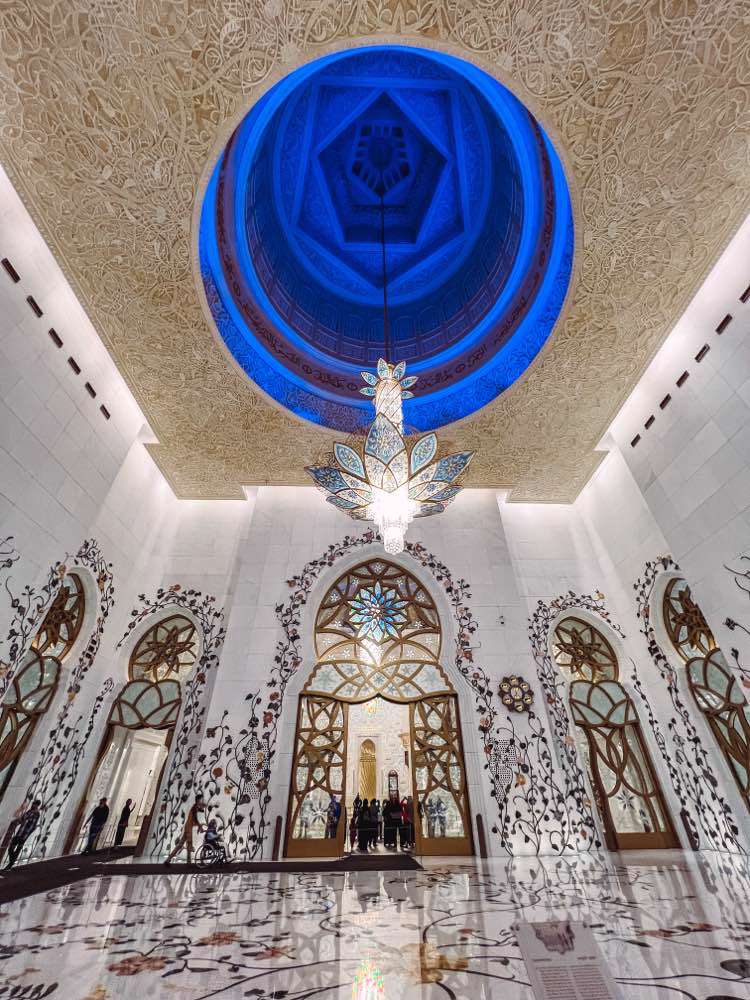 أبو ظبي, Sheikh Zayed Grand Mosque