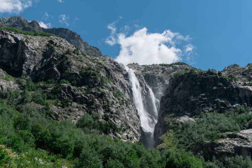 Mazeri, Shdugra Waterfall