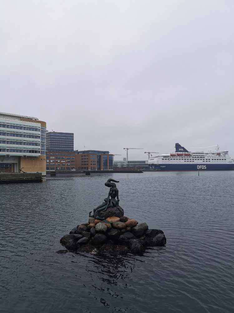 København, The Genetically Modified Little Mermaid by Bjørn Nørgaard
