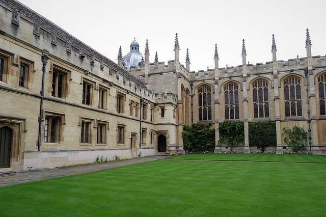 Oxford, Oxford University