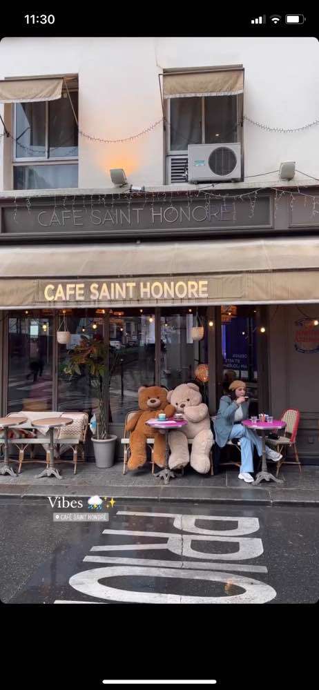 Paris, Café Saint Honoré