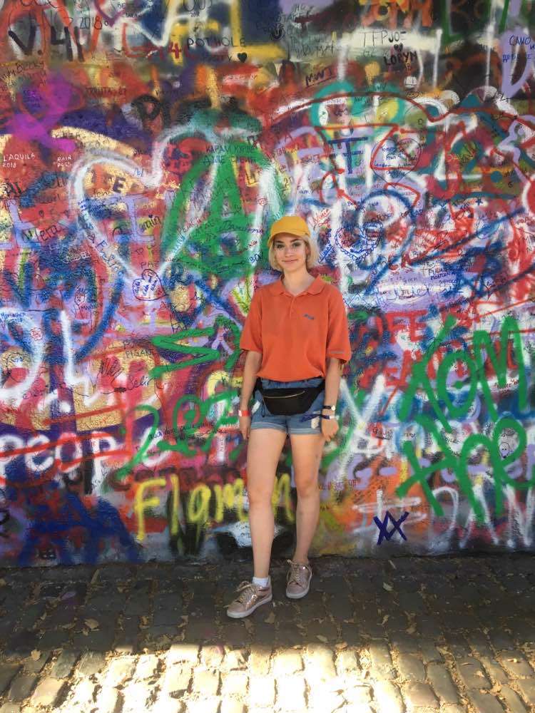 Hlavní město Praha, Lennon Wall