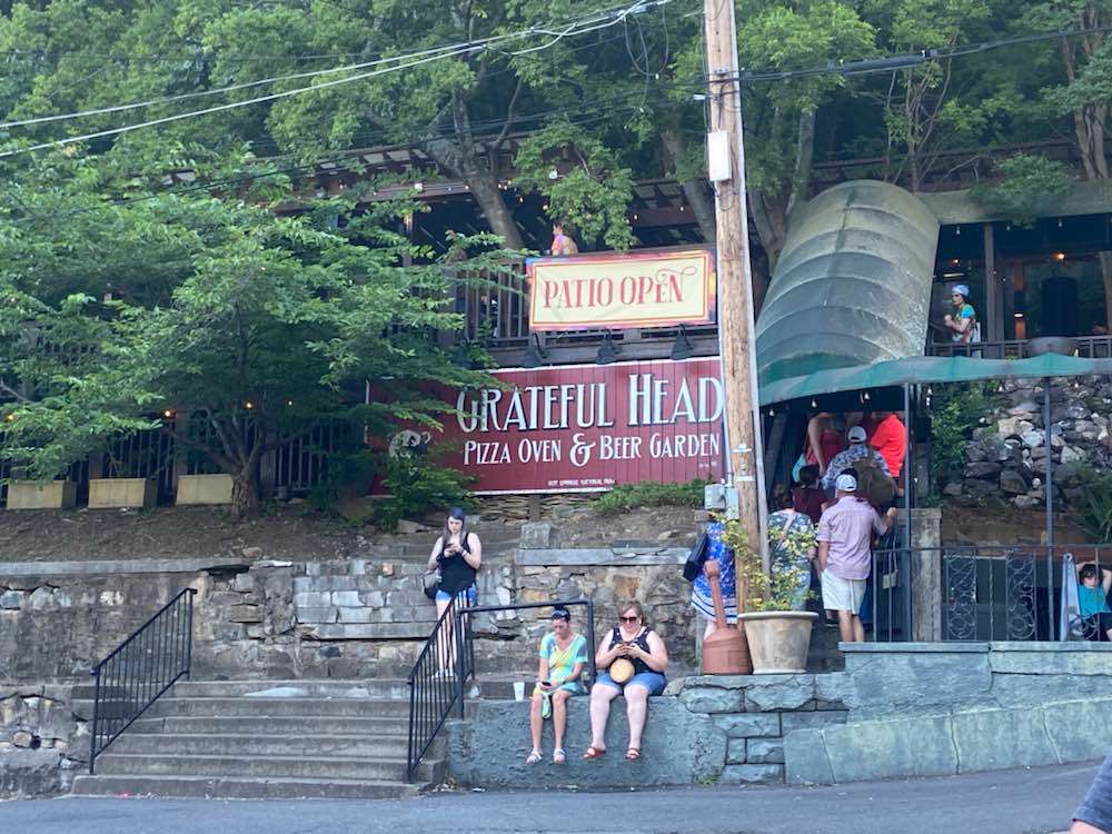 Hot Springs, Grateful Head Pizza Oven and Beer Garden