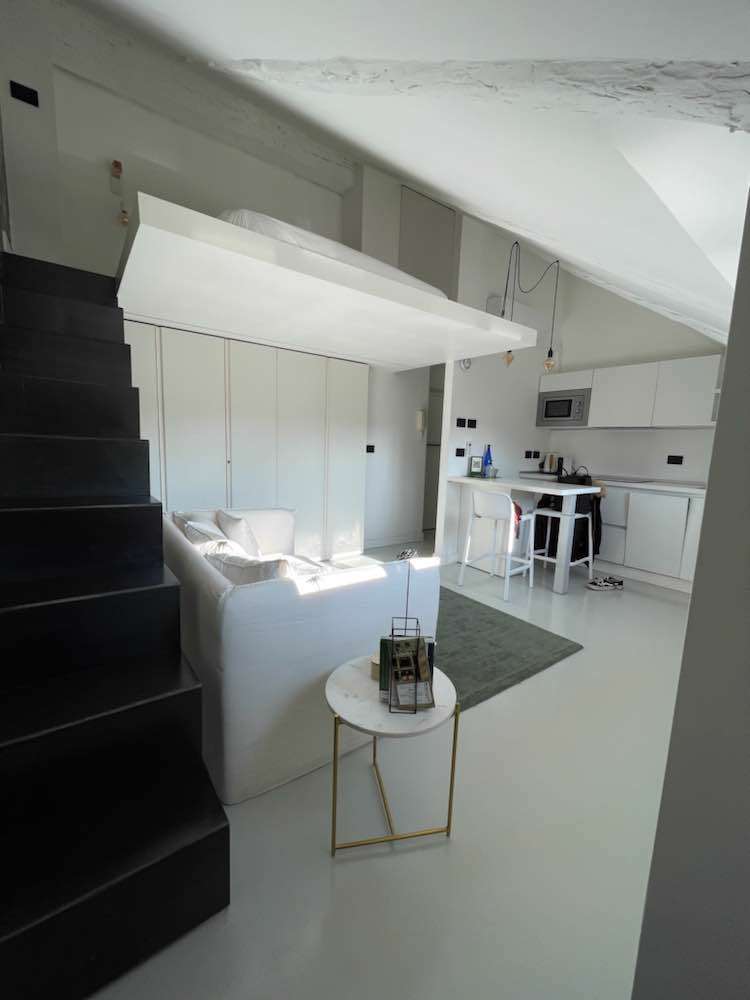 Where to sleep, La Mansarda in Bianco - Design Suite