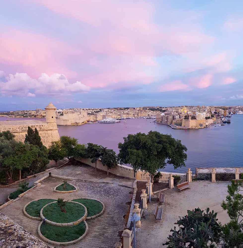 Valletta, Upper Barrakka Gardens (Il-Barrakka ta' Fuq)