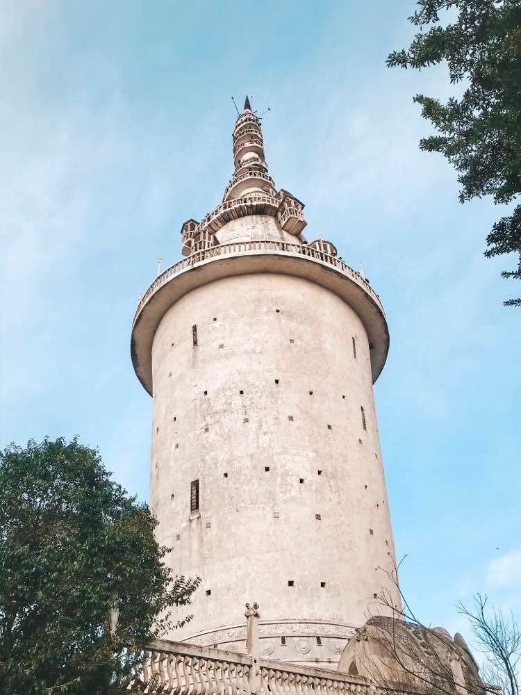 Gampola, Ambuluwawa Tower
