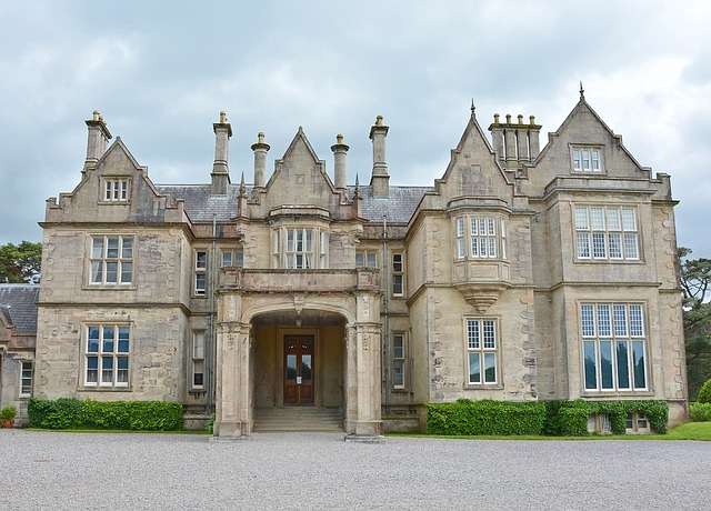 County Kerry, Muckross House