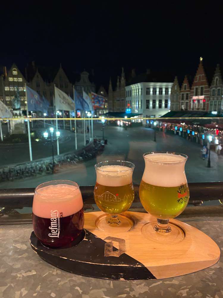 Bruges, Duvelorium Grand Beer Café