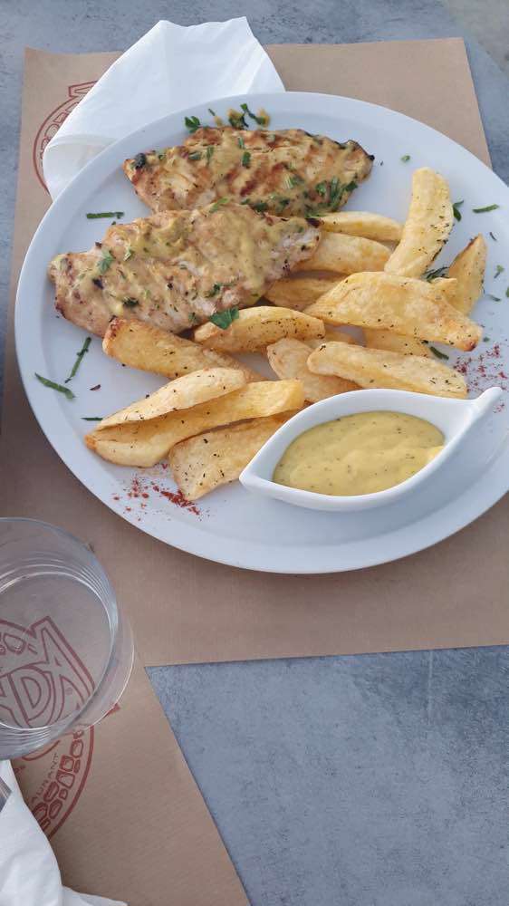 Απείραθος, Rotonda - Cafe Bar Restaurant in Naxos