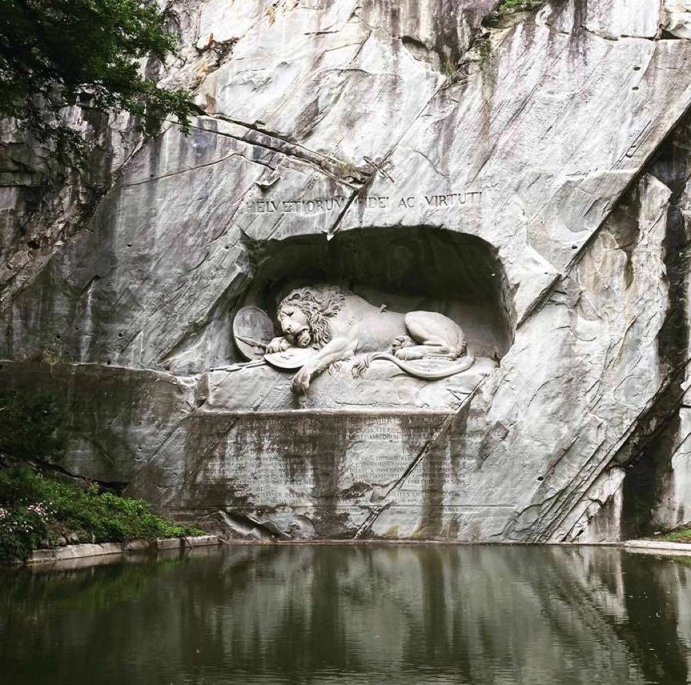 Luzern, Lion Monument