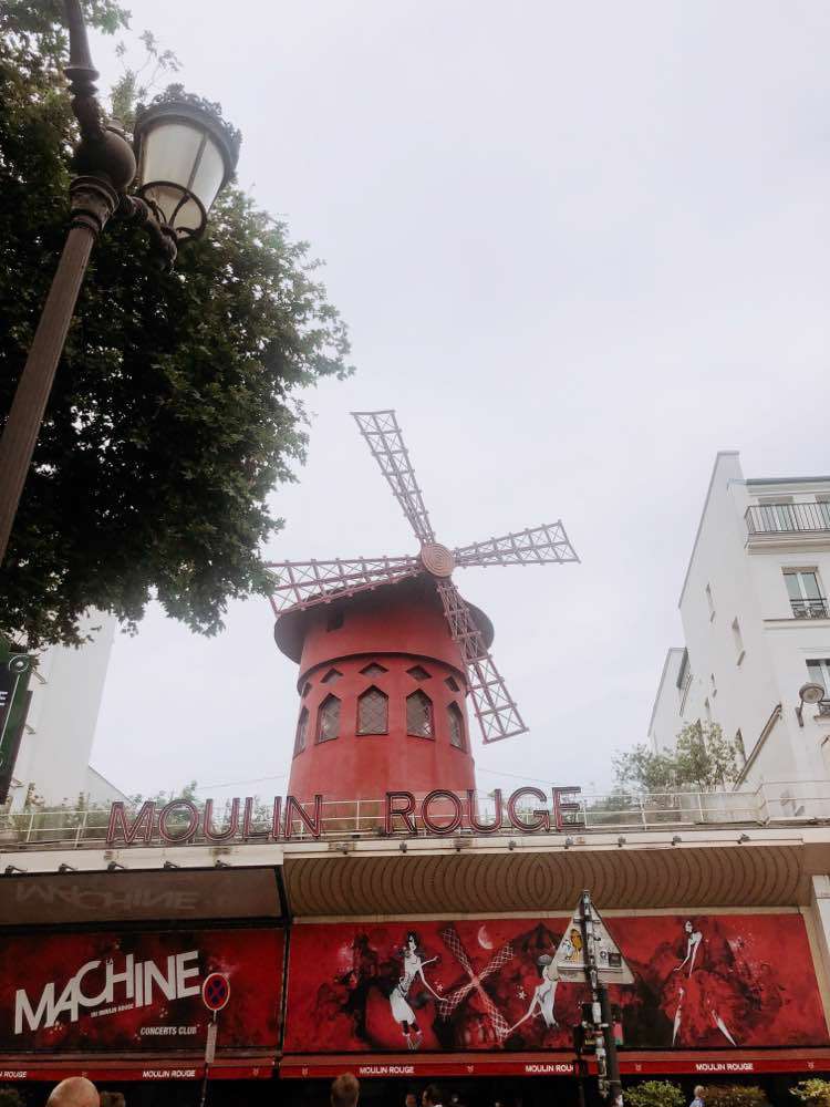 Paris, Moulin Rouge