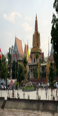 Phnom Penh, Cambo cruise
