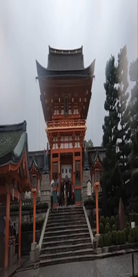 Kyoto , Fushimi Inari Shrine