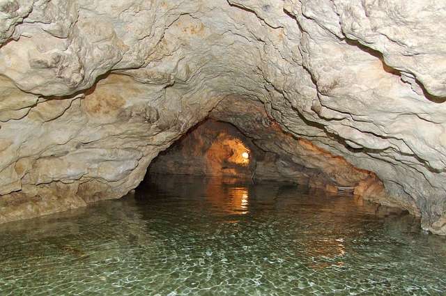 Tapolca, Lake Cave Tapolca