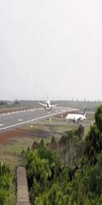 Pico Island, Pico Airport