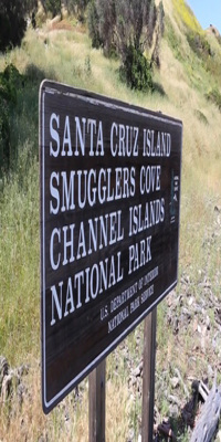 Santa Cruz Island, Smugglers Cove 