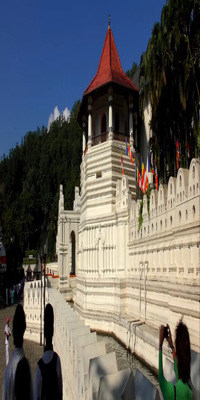 Kandy, Temple of the Sacred Tooth Relic