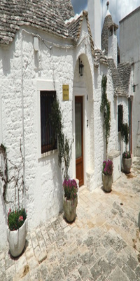 Alberobello, Trullo Siamese