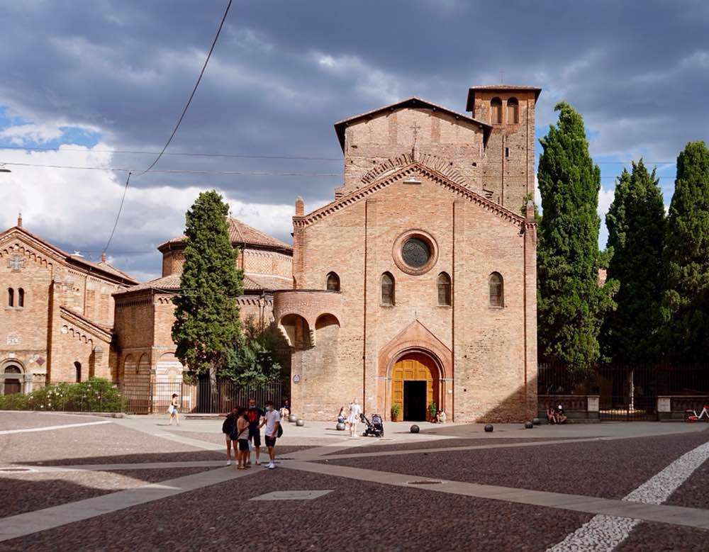 Bologna, Basilica di Santo Stefano