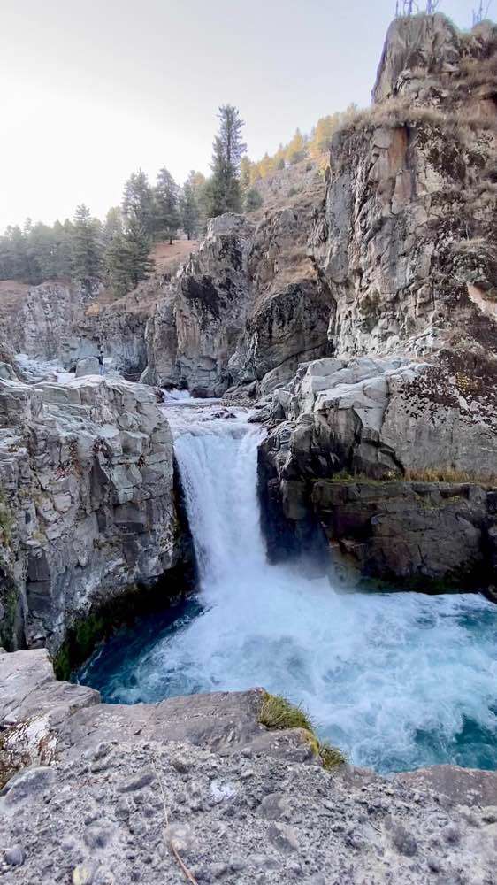 Kulgam, Aharbal Waterfall