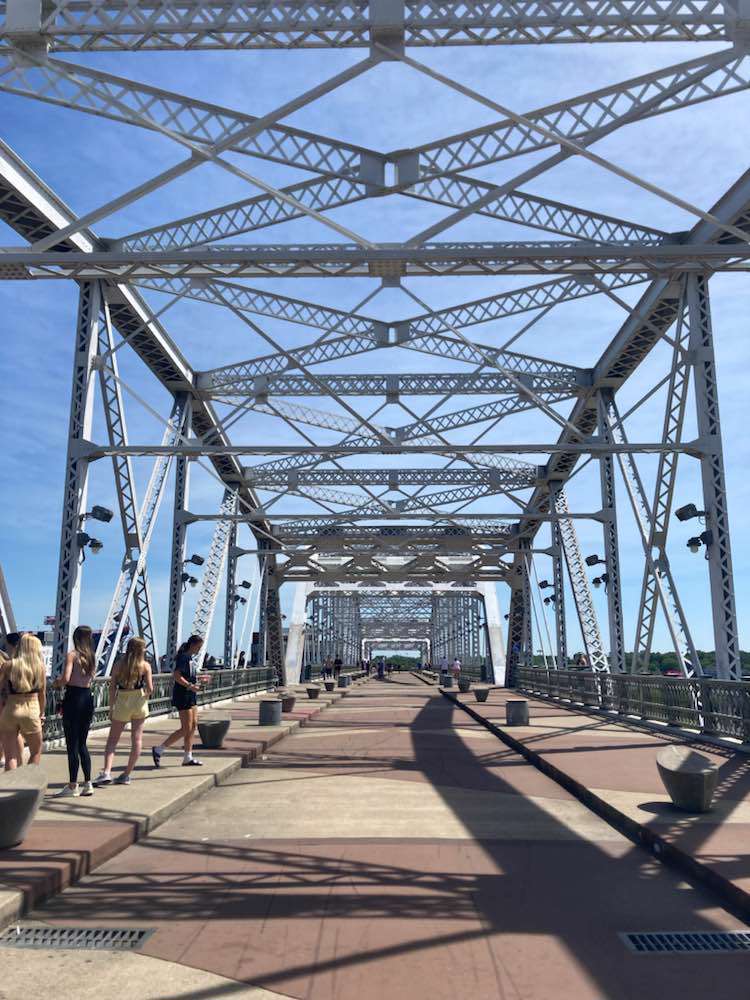Nashville, John Seigenthaler Pedestrian Bridge