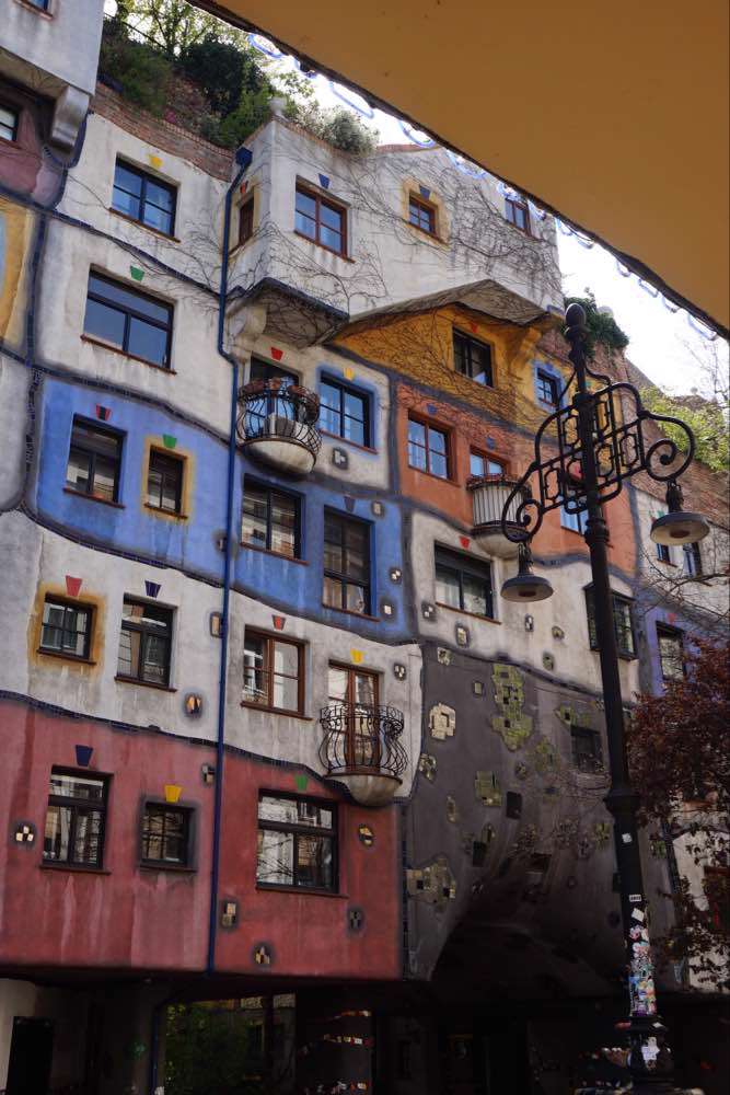 Wien, Hundertwasser House