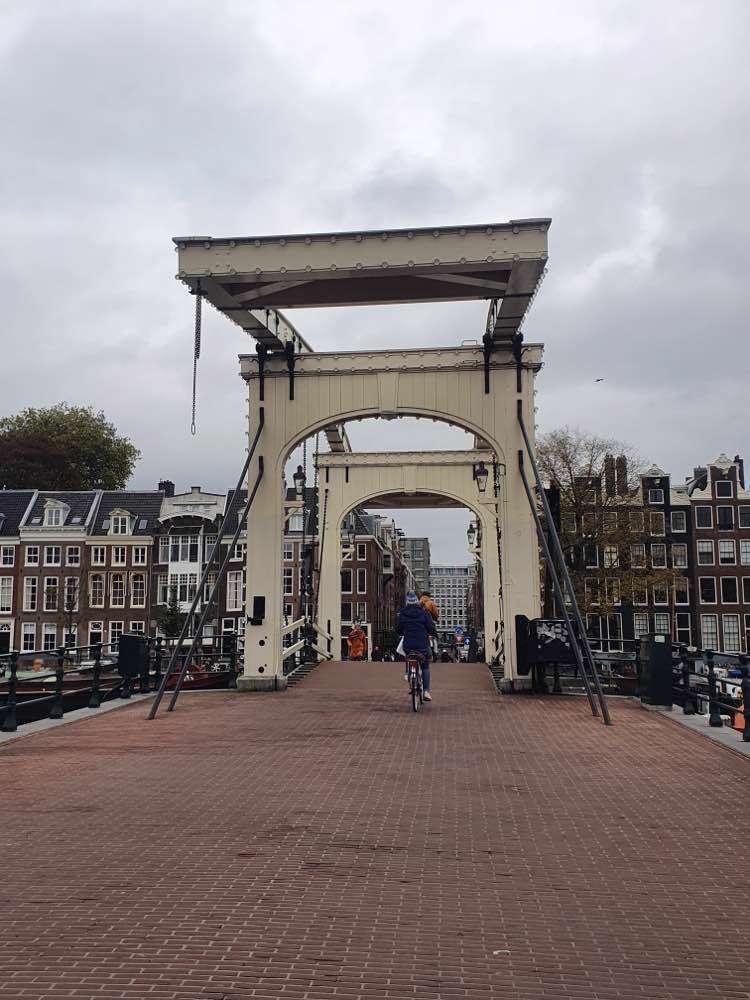 Amsterdam, Skinny Bridge