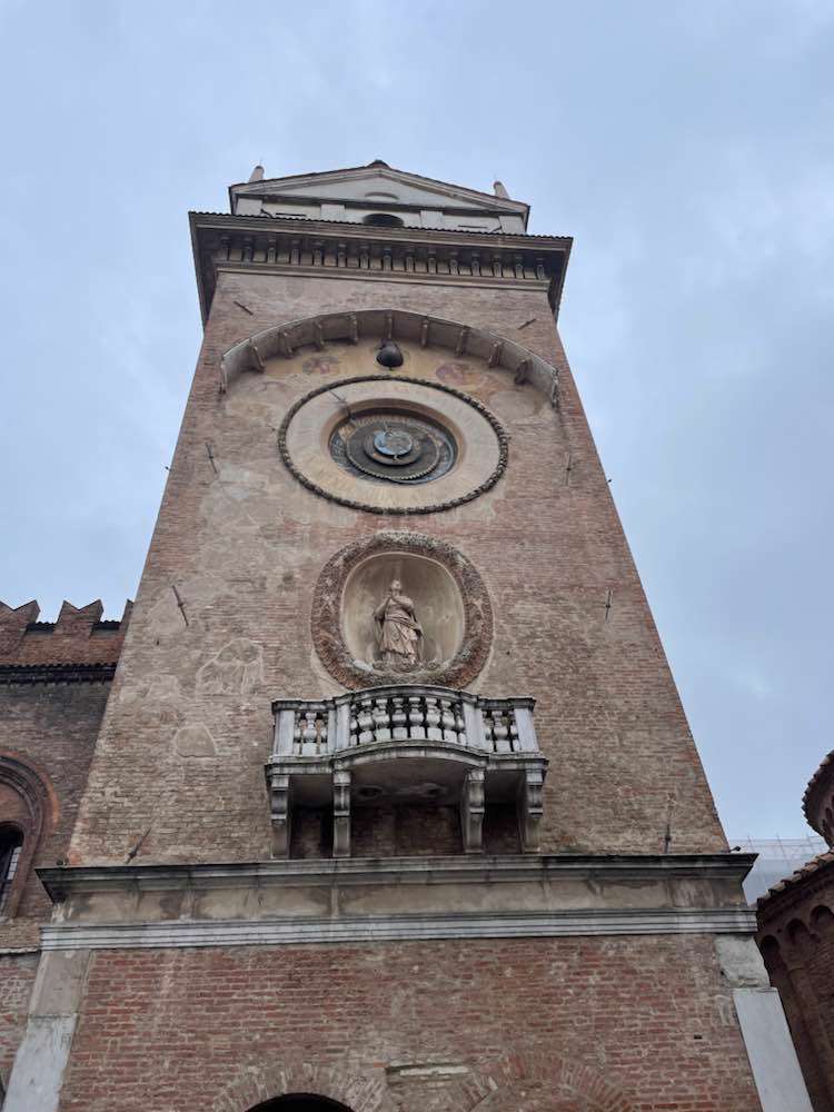 Mantova, Torre dell'Orologio