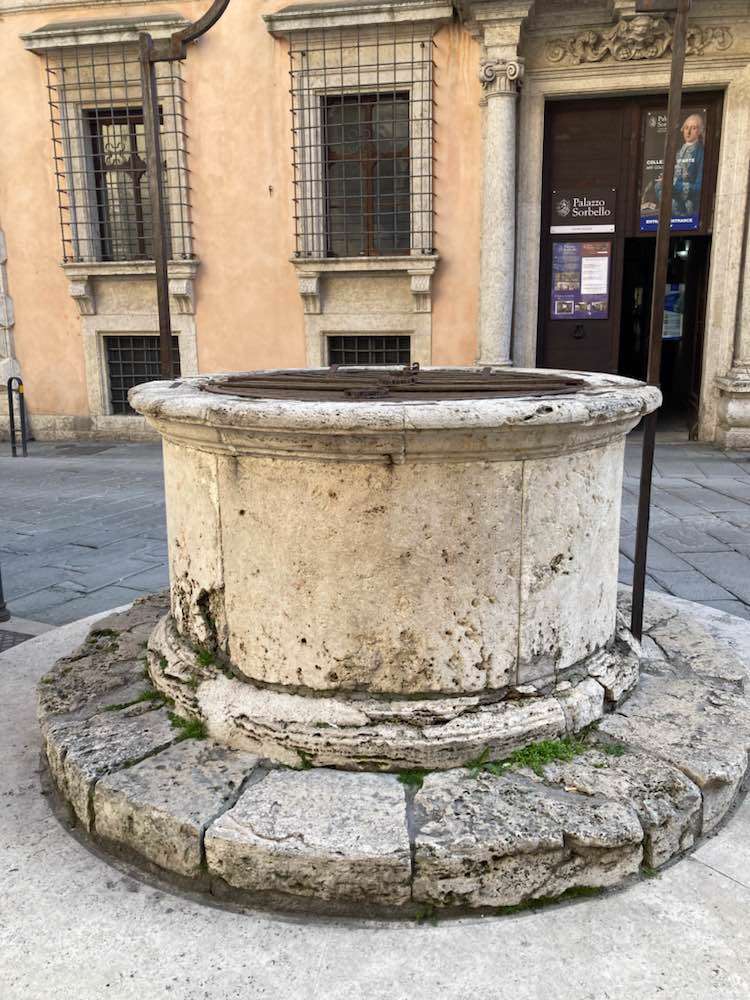 Perugia, Pozzo Etrusco