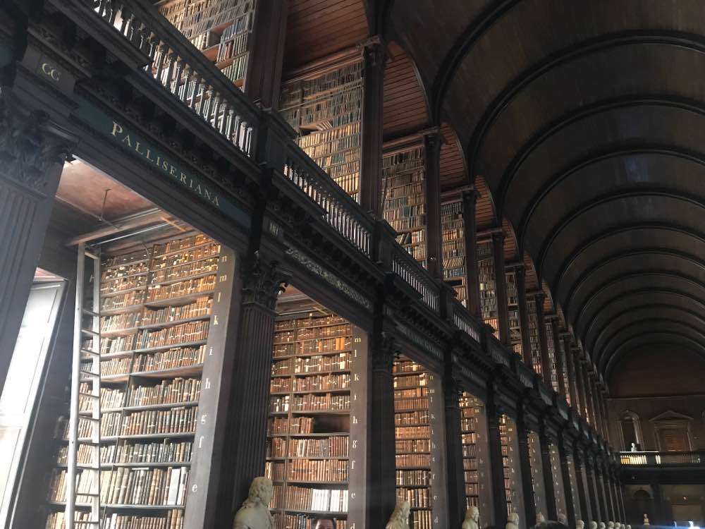 Dublin , Trinity College Library