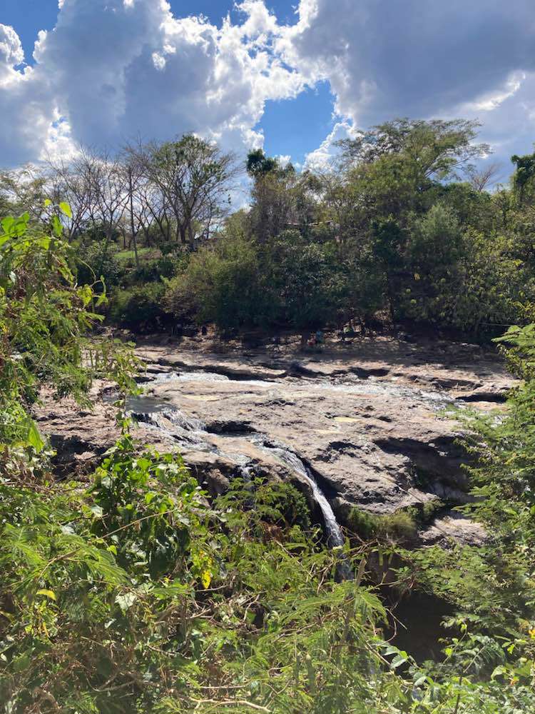Ahuachapan, Salto de Malacatiupan (Hot Spring Waterfall)