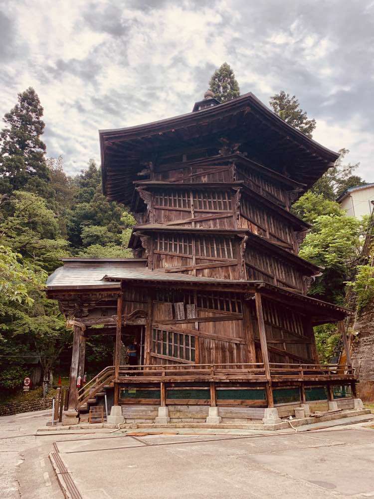 Aizuwakamatsu, Sazaedo Temple
