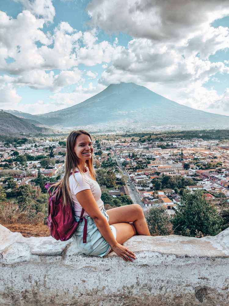 Antigua Guatemala, Cerro de La Cruz