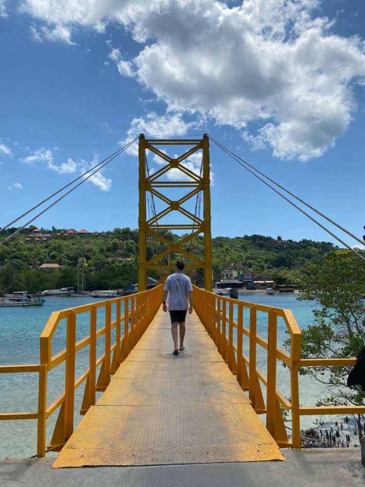 Kabupaten Klungkung, Jalan Yellow Bridge