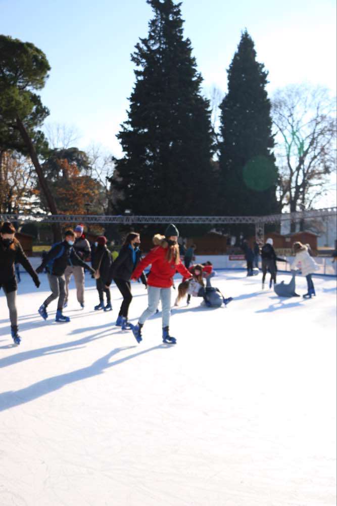 Verona, Pista di pattinaggio su ghiaccio invernale