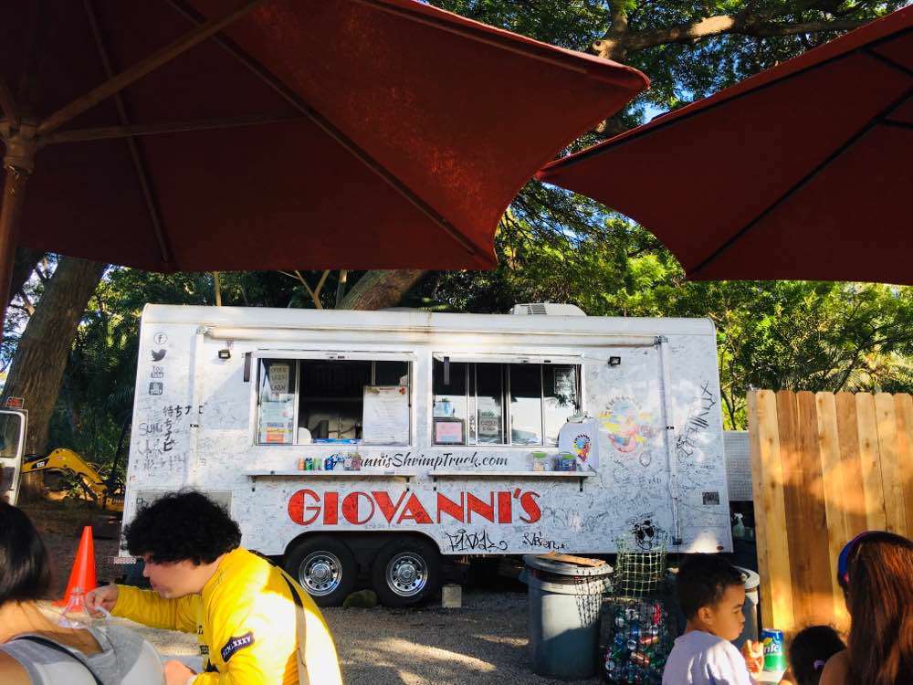 Haleiwa, Giovanni's Shrimp Truck