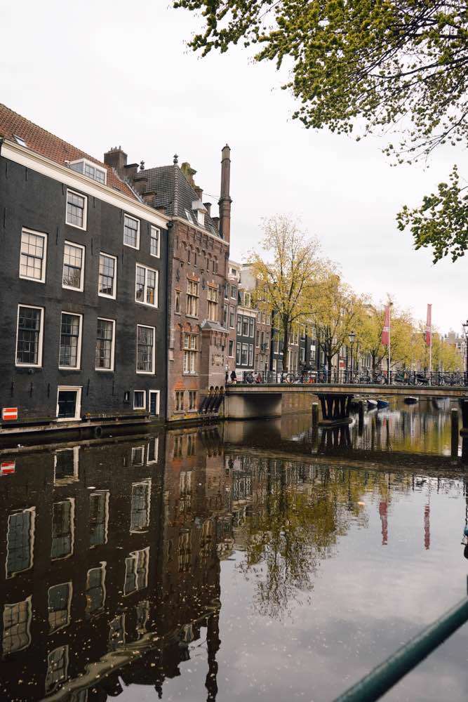 Amsterdam, Oudezijds Voorburgwal