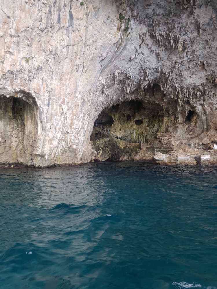 Santa Maria di Leuca, Boat trips to the Grotte di Leuca Santa Maria