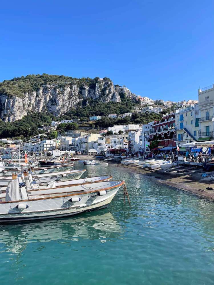 Capri, sailing around the Island , Capri